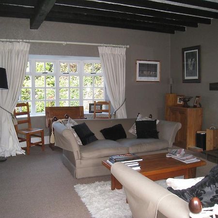 Shola Coach House B&B Колрейн Екстер'єр фото