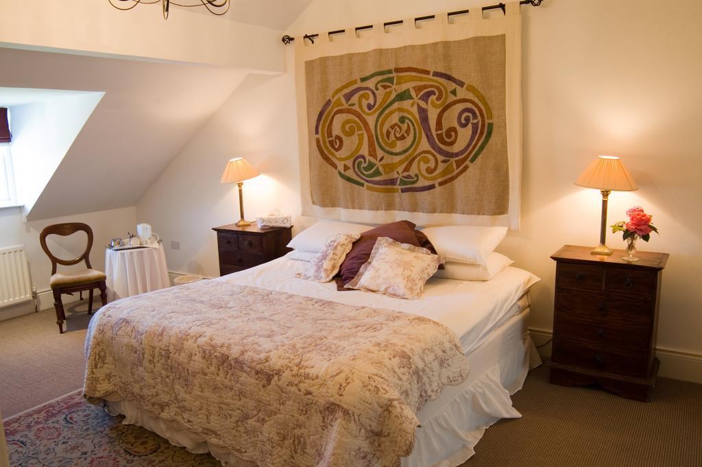 Shola Coach House B&B Колрейн Номер фото
